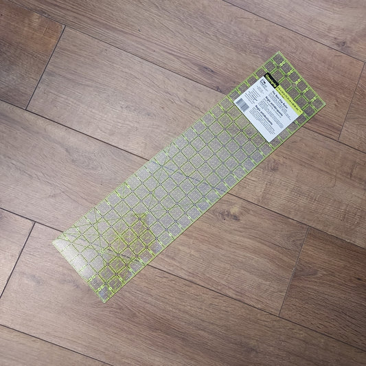Prym Omnigrip Non- Slip Ruler 6in x 24in (15cm x 60cm)