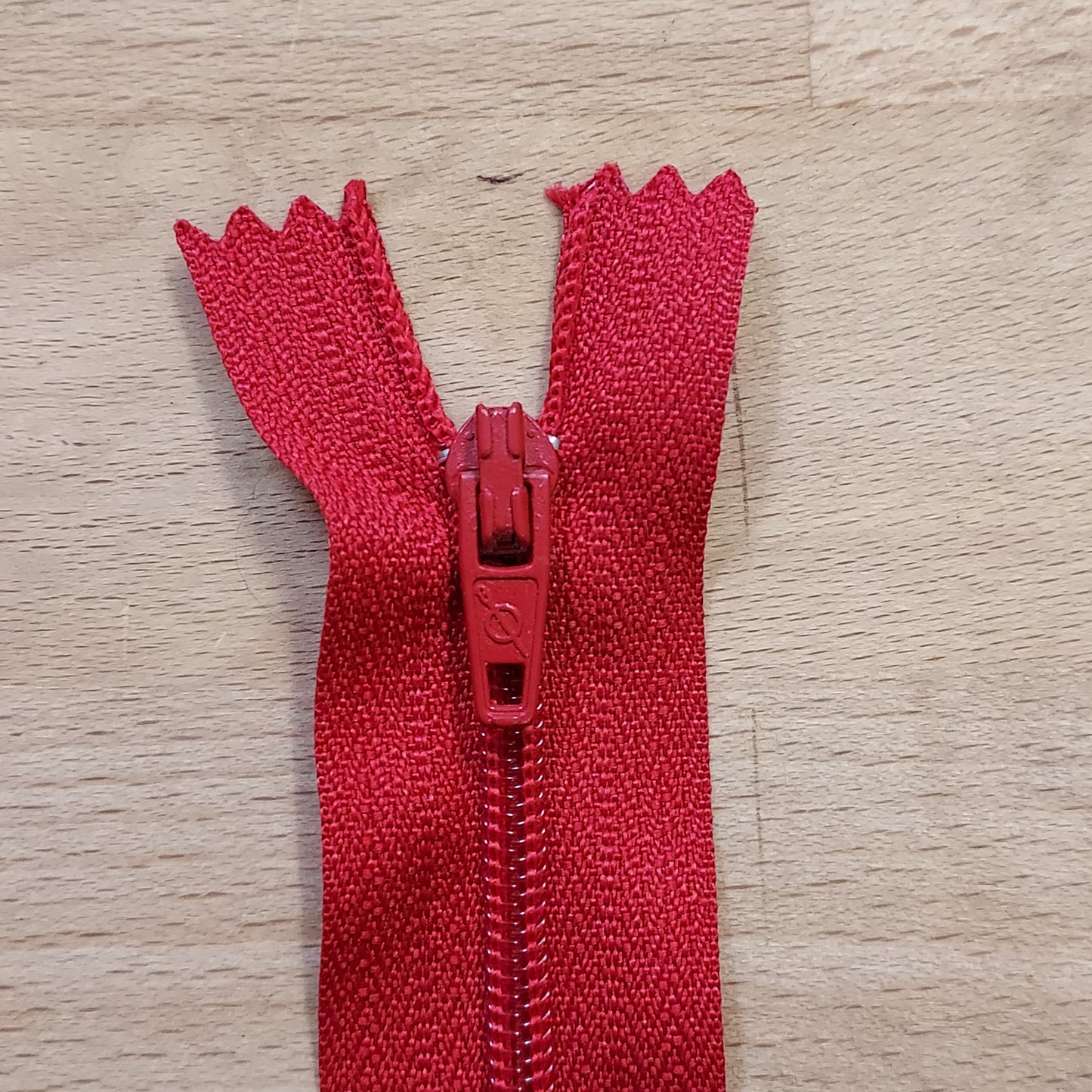 Closed End Nylon Coil Zip - Various Colours and Lengths